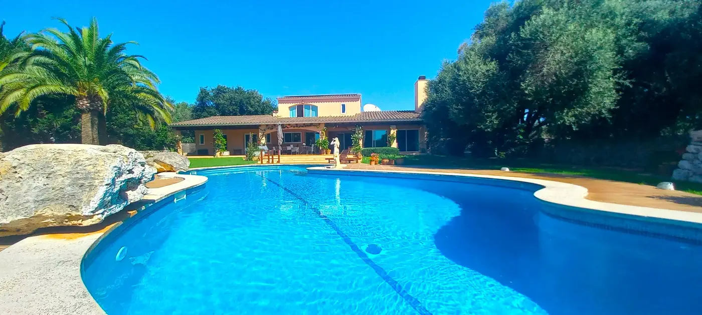 immobilien-menorca-makler-balearen-niscas_163-09